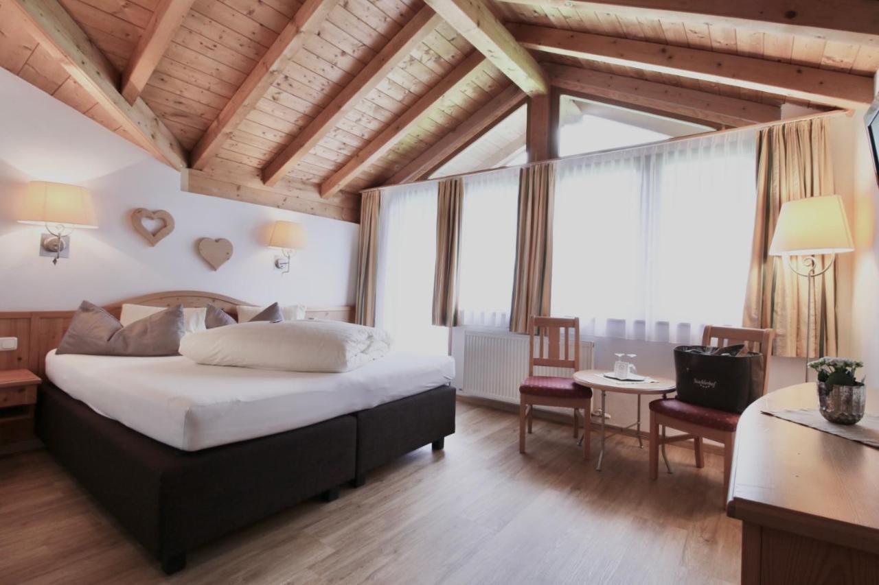Hotel Stacklerhof à Neustift im Stubaital Extérieur photo