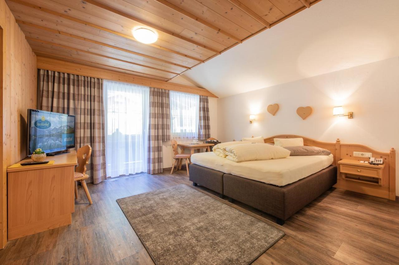 Hotel Stacklerhof à Neustift im Stubaital Extérieur photo